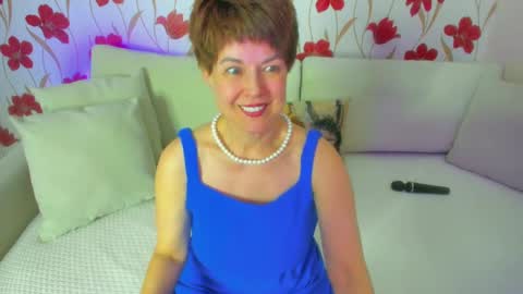 Jenn online show from 04-05-26, 02:25