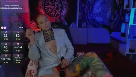 Snapshot of jennalovvee chatting on 07-19-26, 01:20 Mrs. Jenna online show from 07-19-26, 01:20