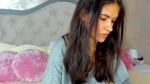 Snapshot of jennamyers chatting on 05-14-26, 07:20 JennaMyers online show from 05-14-26, 07:20