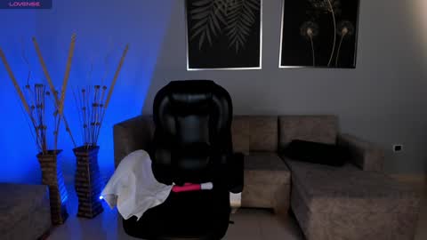 Snapshot of jennaolson chatting on 02-06-25, 10:37 Jenna Olson online show from 02-06-25, 10:37