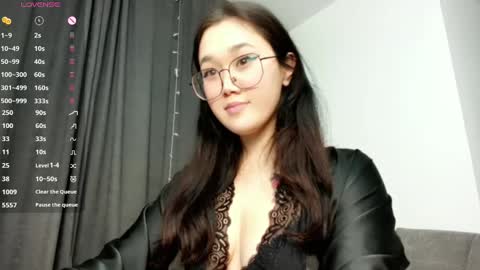 JENNA online show from 01-01-25, 04:18