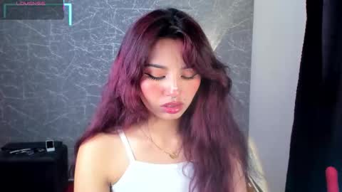 Snapshot of jenner_mills chatting on 10-22-25, 09:47 Jenner online show from 10-22-25, 09:47