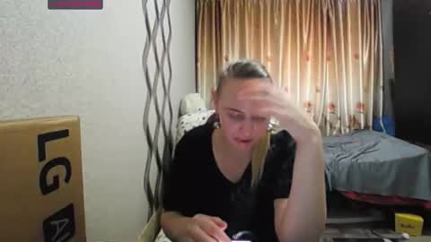 JenniDeep online show from 12-01-25, 09:14