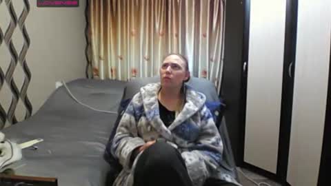 Snapshot of jennideep chatting on 05-26-26, 06:26 JenniDeep online show from 05-26-26, 06:26