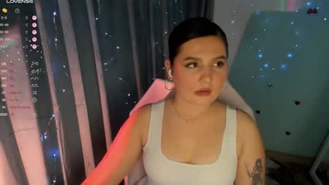 Jennie online show from 11-11-25, 01:49