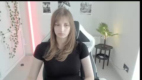 Karla online show from 06-24-26, 12:26