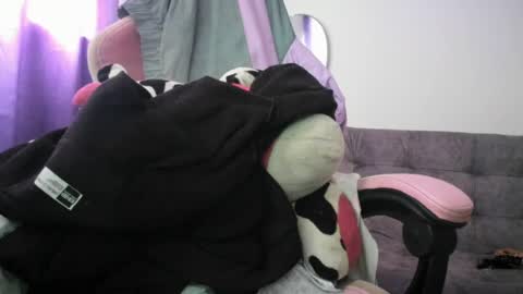 Snapshot of jennifer_bodyy0404 chatting on 07-31-26, 10:20 jennifer_bodyy0404 online show from 07-31-26, 10:20