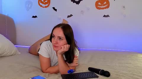 Snapshot of jennifer_greey chatting on 11-04-25, 07:18 jennifer_greey online show from 11-04-25, 07:18