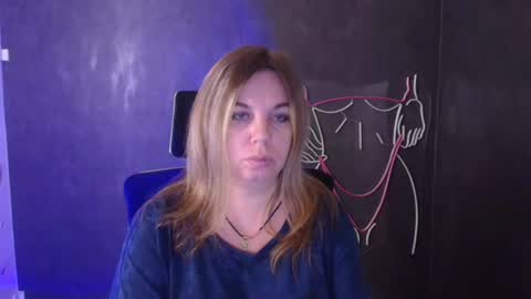 Jennifer online show from 10-07-25, 07:27