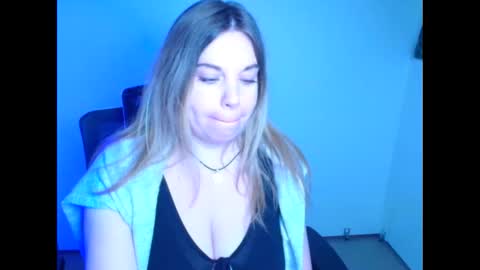 Jennifer online show from 02-02-26, 07:29