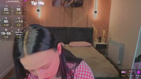 Snapshot of jennifer_richh chatting on 06-08-26, 01:20 jennifer online show from 06-08-26, 01:20
