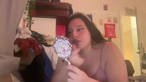 Snapshot of jennifer_robbie chatting on 05-25-26, 07:47 jennifer_robbie online show from 05-25-26, 07:47