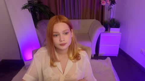 Snapshot of jennifer_shy_ chatting on 05-30-26, 11:29 Jennifer online show from 05-30-26, 11:29