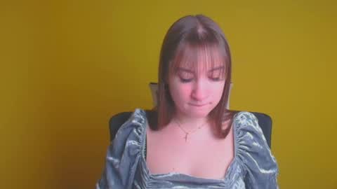 Jennifer online show from 02-03-25, 06:34