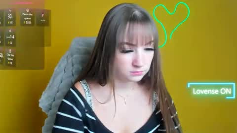 Jennifer online show from 10-26-25, 12:22