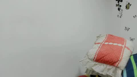 Snapshot of jenniferloveyou chatting on 06-15-26, 10:23 jenniferloveyou online show from 06-15-26, 10:23