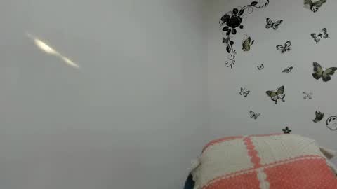 Snapshot of jenniferloveyou chatting on 06-20-26, 11:57 jenniferloveyou online show from 06-20-26, 11:57