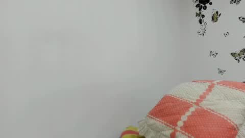 Snapshot of jenniferloveyou chatting on 06-25-26, 10:47 jenniferloveyou online show from 06-25-26, 10:47