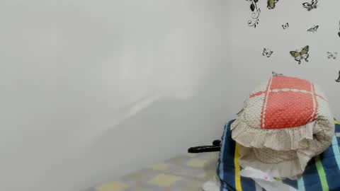 Snapshot of jenniferloveyou chatting on 06-27-26, 12:10 jenniferloveyou online show from 06-27-26, 12:10