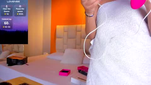 jenny__lawrence online show from 06-01-26, 04:14