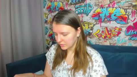 Snapshot of jenny_jimmy chatting on 04-10-26, 09:25 Jenny online show from 04-10-26, 09:25