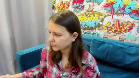 Snapshot of jenny_jimmy chatting on 05-18-26, 09:26 Jenny online show from 05-18-26, 09:26