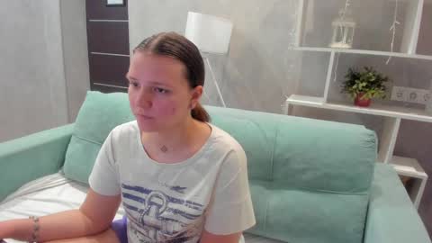 Snapshot of jenny_jimmy chatting on 06-08-26, 09:20 Jenny online show from 06-08-26, 09:20