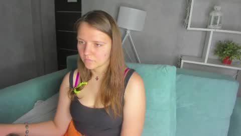 Snapshot of jenny_jimmy chatting on 06-10-26, 09:19 Jenny online show from 06-10-26, 09:19