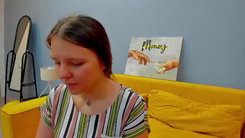 Snapshot of jenny_jimmy chatting on 06-25-26, 09:25 Jenny online show from 06-25-26, 09:25
