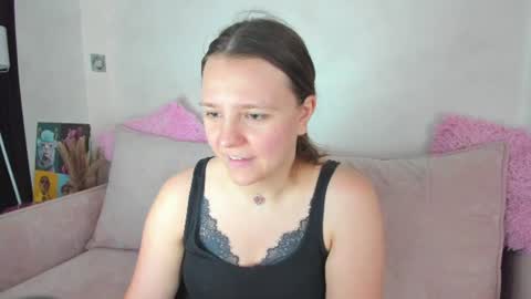 Snapshot of jenny_jimmy chatting on 06-29-26, 10:15 Jenny online show from 06-29-26, 10:15