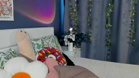 Jennt online show from 06-01-26, 03:41