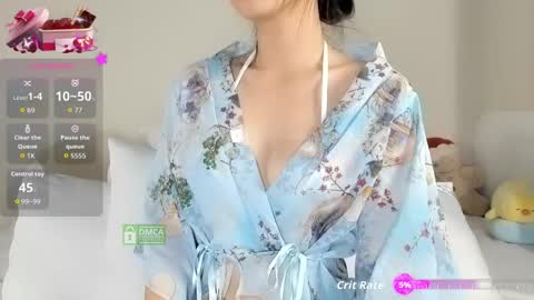 Jenny online show from 10-29-25, 03:58