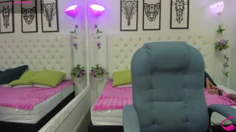 Snapshot of jenny_stark chatting on 06-11-26, 11:08 jenny_stark online show from 06-11-26, 11:08