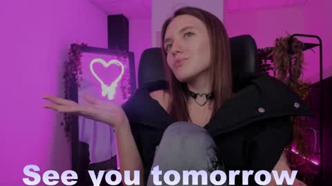 Jenny NO Nude online show from 12-10-24, 11:43