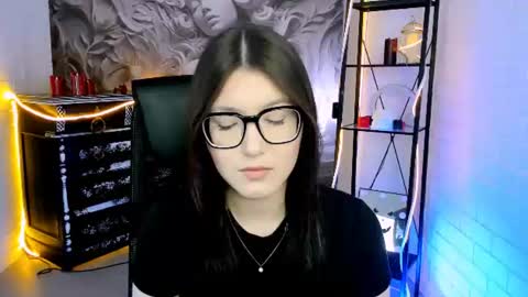 JENNY online show from 06-16-26, 05:10