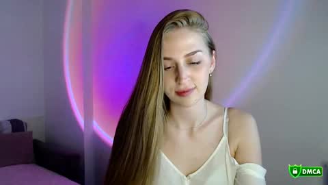 Snapshot of jennyjansen chatting on 11-07-25, 03:45 The Flower Power Models online show from 11-07-25, 03:45