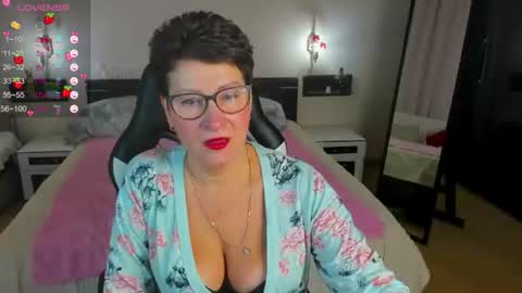 Snapshot of jennymons chatting on 07-12-26, 07:54 Jenny online show from 07-12-26, 07:54