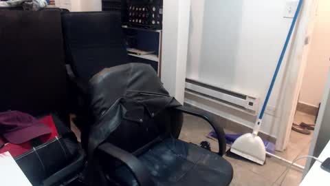 Snapshot of jennyneeds chatting on 12-02-25, 03:12 theChloeStar online show from 12-02-25, 03:12