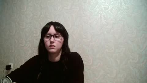 Snapshot of jennyolset chatting on 06-19-26, 11:03 JennyOlset online show from 06-19-26, 11:03