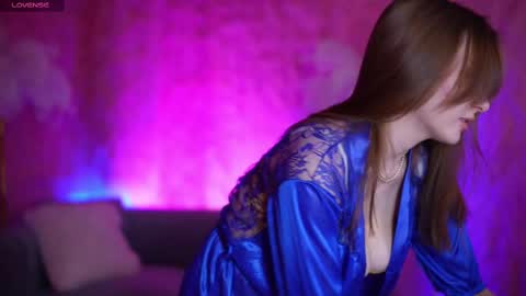 Snapshot of jennyyluv chatting on 02-22-25, 07:36 JENNY online show from 02-22-25, 07:36