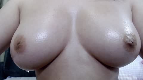 Snapshot of jeong_20 chatting on 01-07-25, 12:24 Jeong online show from 01-07-25, 12:24