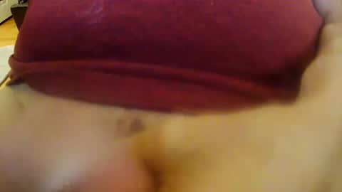 Snapshot of jepn1112 chatting on 12-22-24, 02:38 JoeEBear online show from 12-22-24, 02:38