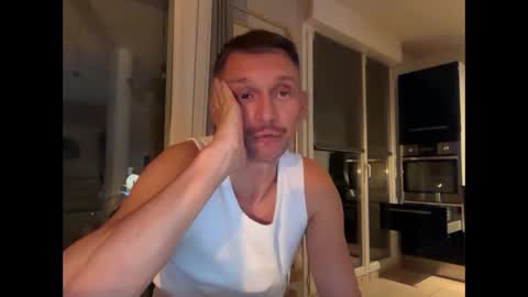 jeremaie44 online show from 10-22-25, 07:57