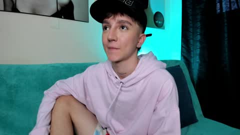 jero independent model online show from 12-04-24, 09:57