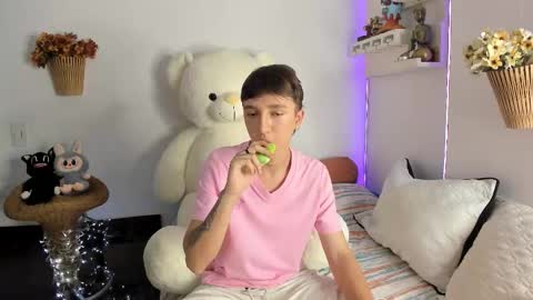 jero independent model online show from 03-02-26, 11:33