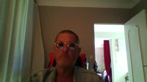 Snapshot of jerflor chatting on 10-04-25, 02:04 jerflor online show from 10-04-25, 02:04