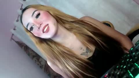 Snapshot of jerkaholic_aneca chatting on 12-22-24, 03:33 jerkaholic_aneca online show from 12-22-24, 03:33