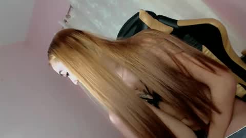 Snapshot of jerkaholic_aneca chatting on 01-17-25, 06:15 jerkaholic_aneca online show from 01-17-25, 06:15
