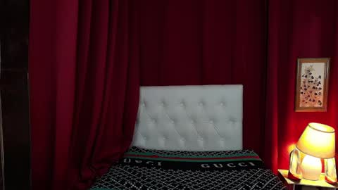 Snapshot of jerkingbbydoll chatting on 02-21-25, 04:05 Sam online show from 02-21-25, 04:05