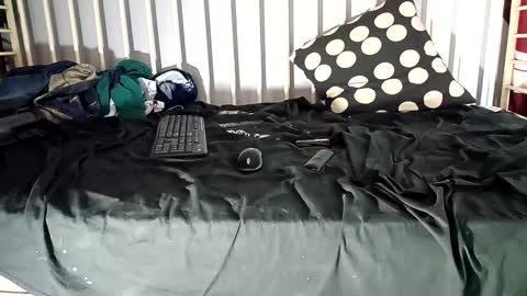 Snapshot of jerkl0ve chatting on 01-11-25, 08:54 jerkl0ve online show from 01-11-25, 08:54
